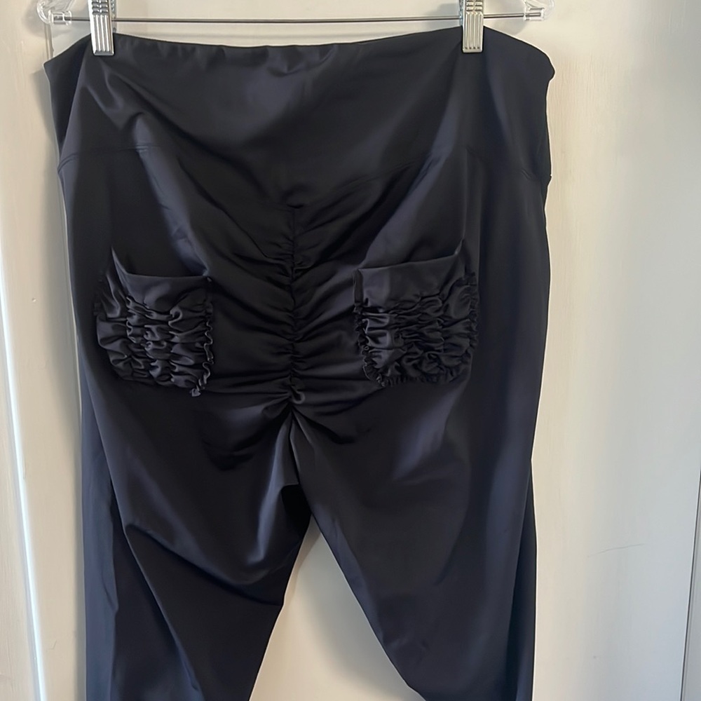 SHEIN curve butt scrunch leggings with back pockets - 4x
